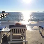 Dans La 