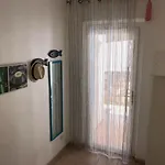 Dans La 