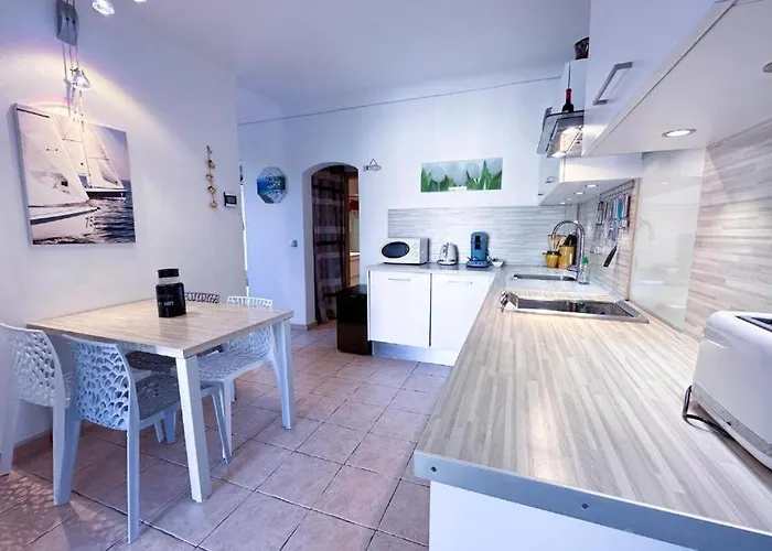 Dans La La Méridiane Appartement *